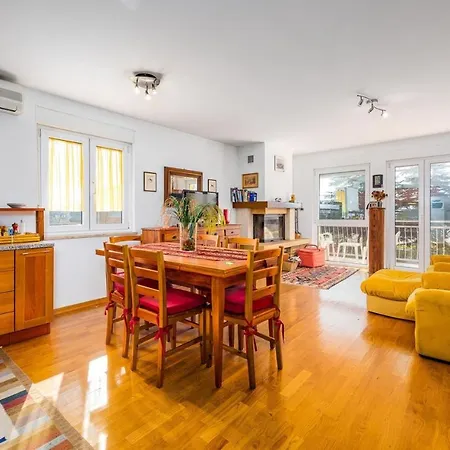 Apartment Valessia House With Umag